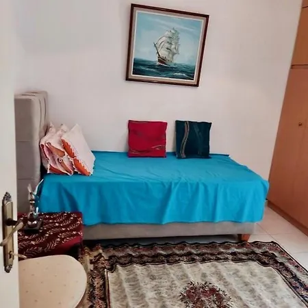 Marys House , Lovely 2-bedroom Apartmán