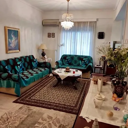 Marys House , Lovely 2-bedroom Apartment